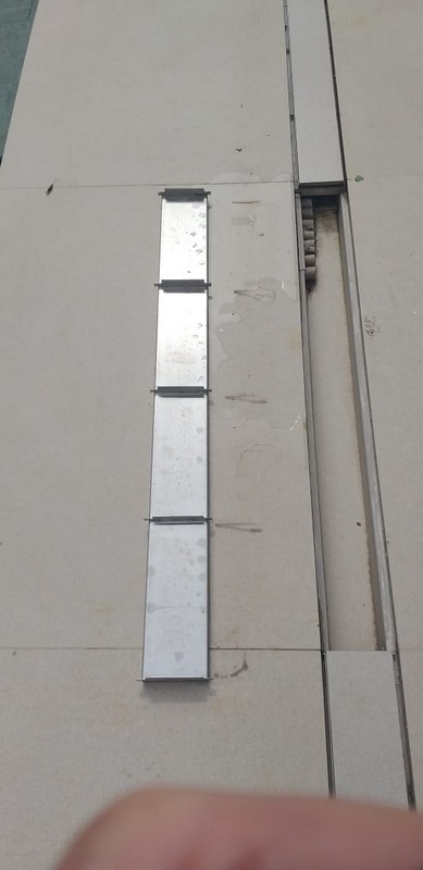 Ralo Linear 90cm
